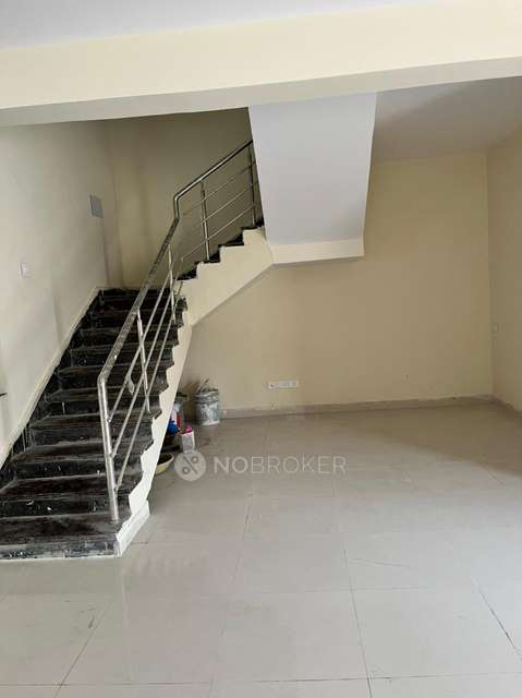 4 BHK House For Sale  In Mallampet