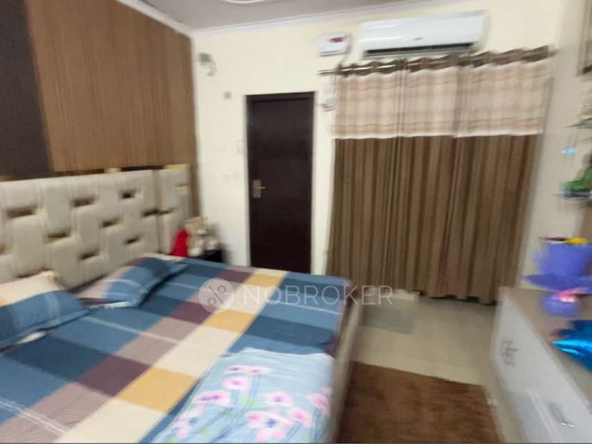 2 BHK Flat In Sainik Colony Sector 49 For Sale  In Sector 49