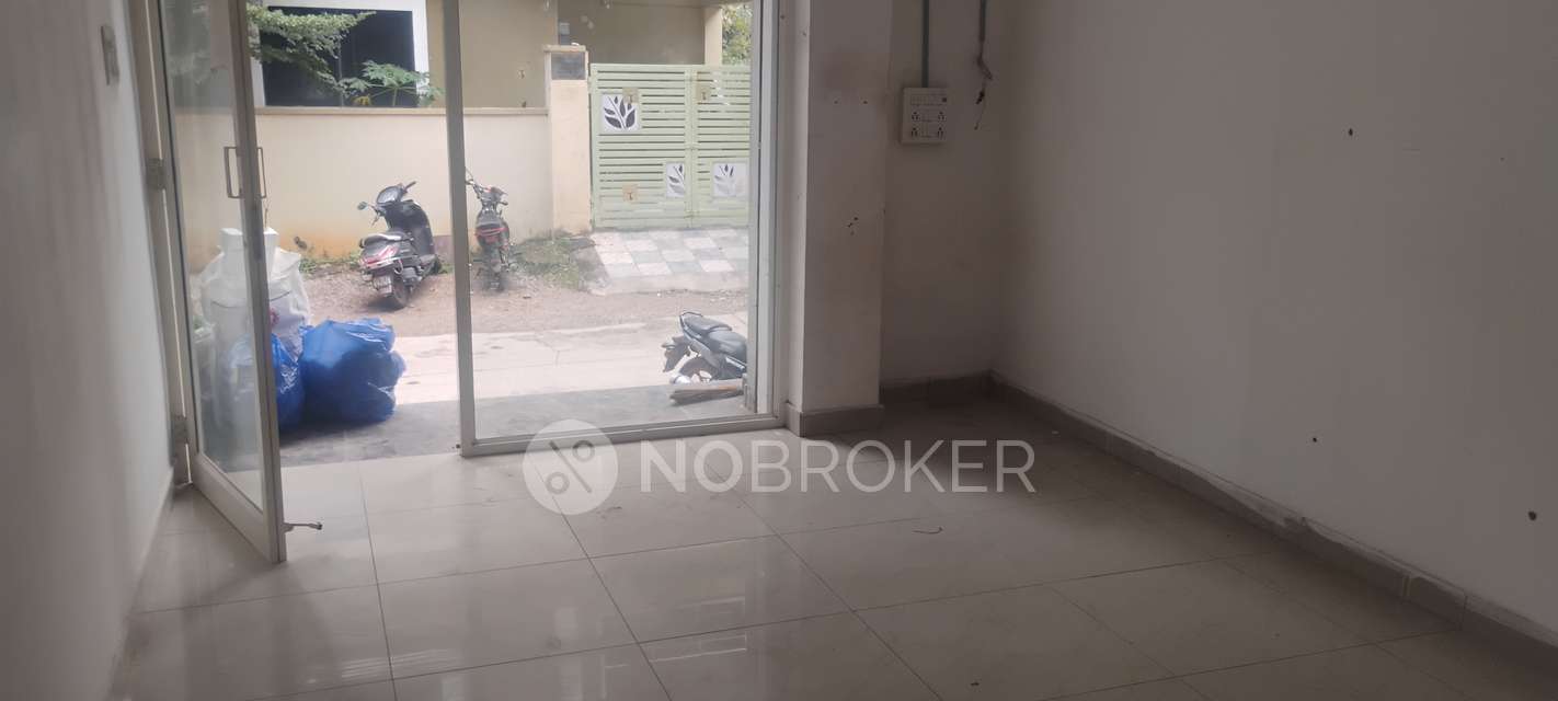 Shop in Puppal Guda, Hyderabad for Rent 