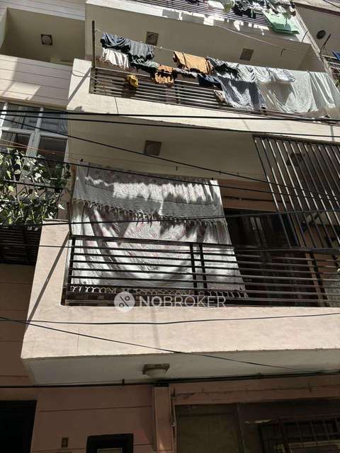 3 BHK Flat In Standalone Building  For Sale  In Old Rajinder Nagar