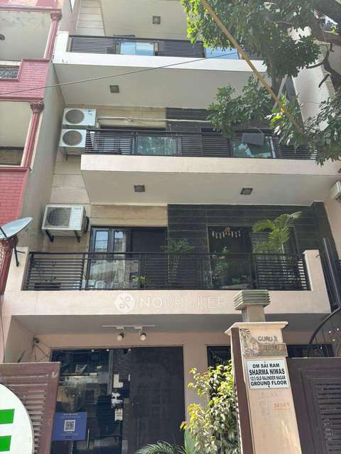 3 BHK Flat In Standalone Building  For Sale  In Old Rajinder Nagar