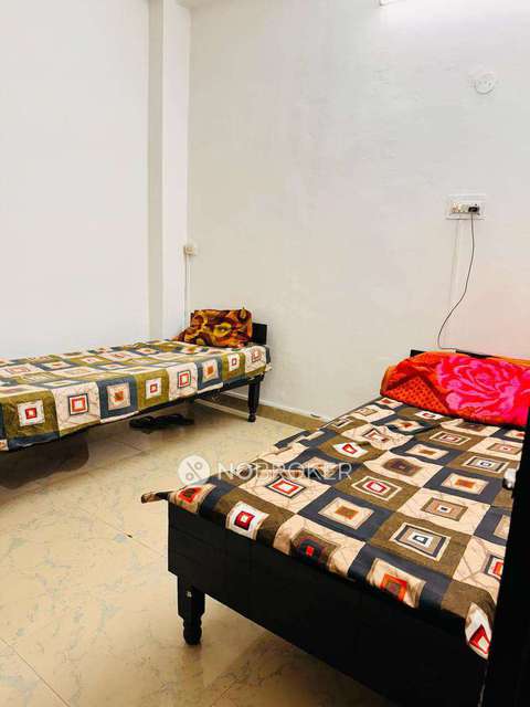 PG for Boys in Sector 15