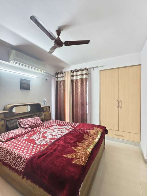 3 BHK Flat In Ramprastha City The View For Sale  In  Sector 37d, Gurgaon