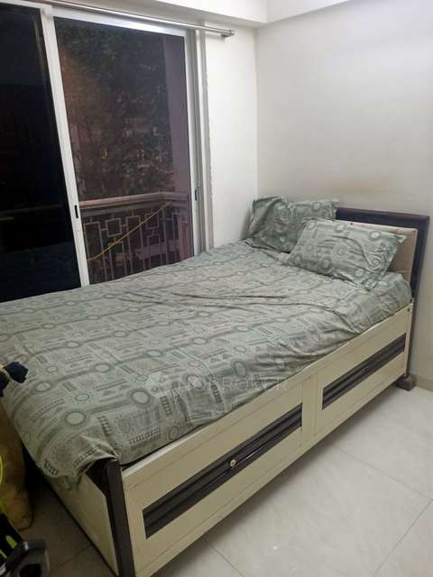 2 BHK Flat In Visawa Chs For Sale  In Kurla East