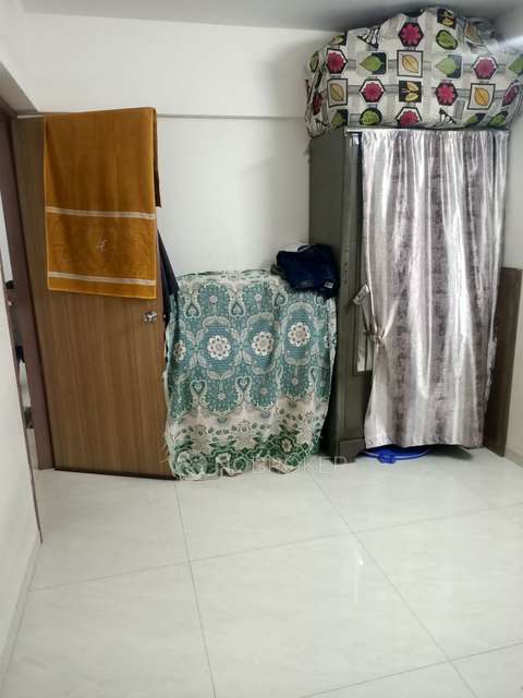 2 BHK Flat In Visawa Chs For Sale  In Kurla East