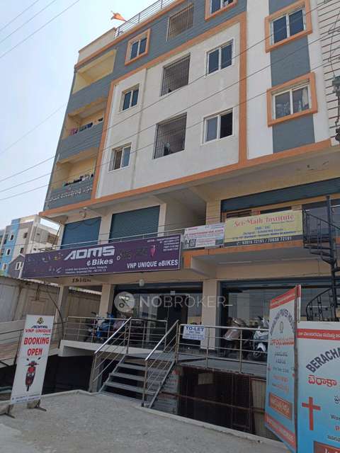 2 BHK Flat In Standline Building for Rent  In Beeramguda