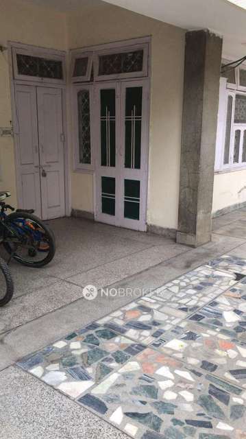 4 BHK Flat In Standalone Building  for Rent  In Bijwasan