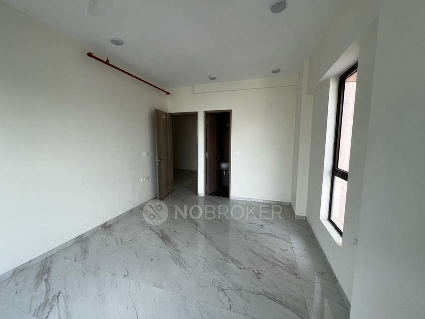 3 BHK Flat In Tejal Apartment, Dadar East For Sale  In Dadar East