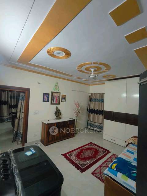 3 BHK Flat In Dda Pocket -p, Dilshad Garden  For Sale  In P-30, Shop No. 2, Infront Of Mukherjee School And Shani Dev Mandir, A-1, Pocket P, Block P, Dilshad Garden, Delhi, 110095, India