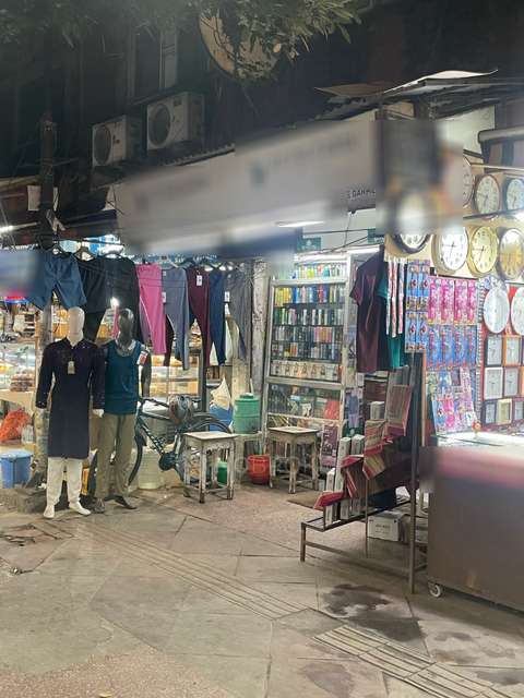 Shop in Saket, Delhi for sale 