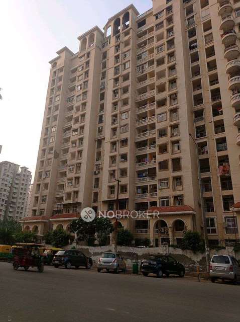 2 BHK Flat In Amarpali Silicon City, Sector 76 For Sale  In Sector 76