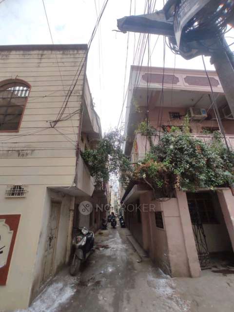 4+ BHK Flat For Sale  In Kachiguda