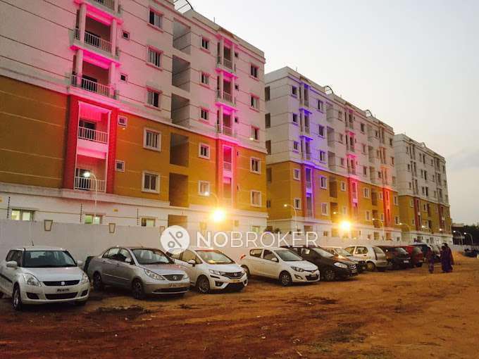 2 BHK Flat In Giridhari Ishta, Kismatpur For Sale  In Kismatpur