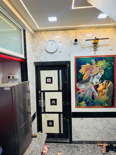 PG for Girls in Karvenagar