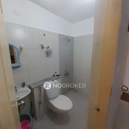 2 BHK Flat In Vijayashanthi Lotuspond Apartment For Sale  In Kelambakkam