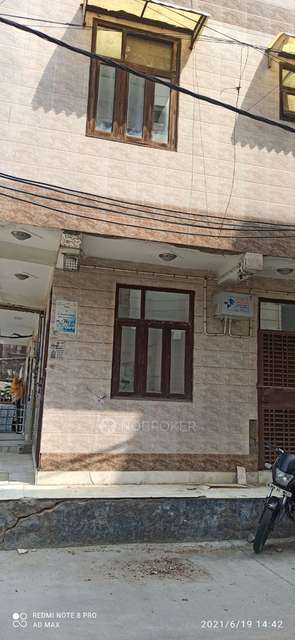1 BHK Flat In Plot No 75 Ground Floor Sector 25 Rohini Delhi For Sale  In Sector 25