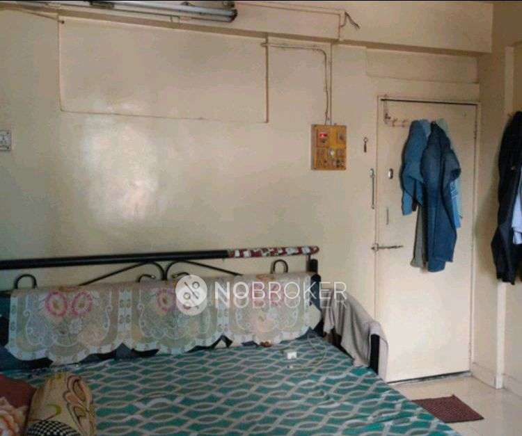 1 RK Flat In Standalone Building  for Rent  In Byculla West, 