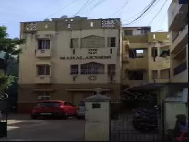 mahalakshmi flats Kolapakkam Without Brokerage Semifurnished 3 BHK