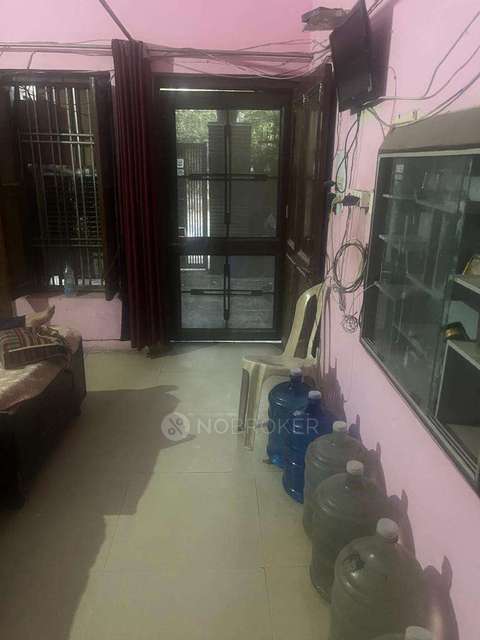 PG for Girls in Sector 16