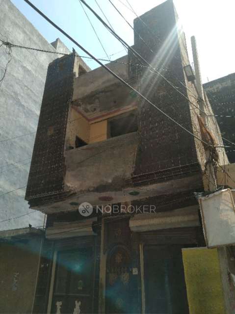 1 BHK House for Rent  In Sector 62