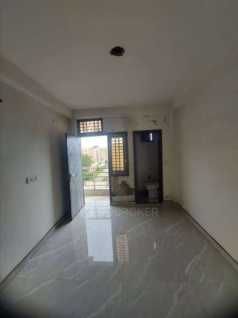 2 BHK Flat For Sale  In Rohini