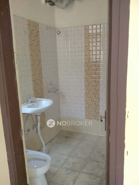 2 BHK Flat In Avj Heights For Sale  In Zeta I