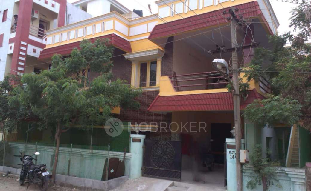 4+ BHK House For Sale  In Sri Ram Nagar