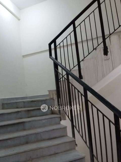 2 BHK Flat In Amarpali Silicon City For Sale  In Sector 76