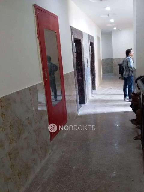 2 BHK Flat In Amarpali Silicon City For Sale  In Sector 76