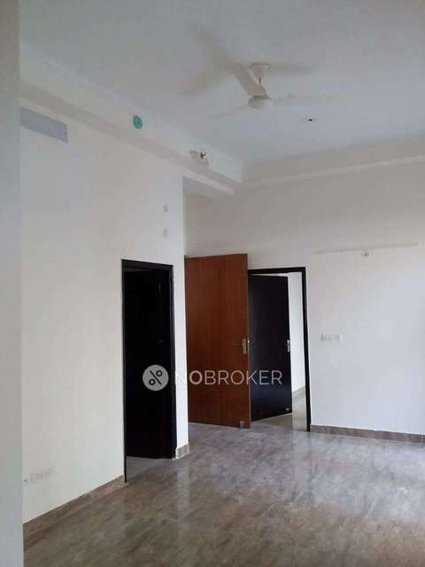 2 BHK Flat In Amarpali Silicon City For Sale  In Sector 76