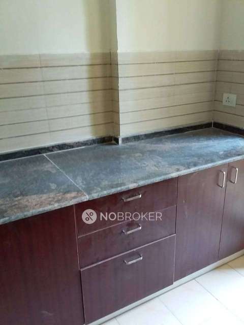 2 BHK Flat In Amarpali Silicon City For Sale  In Sector 76