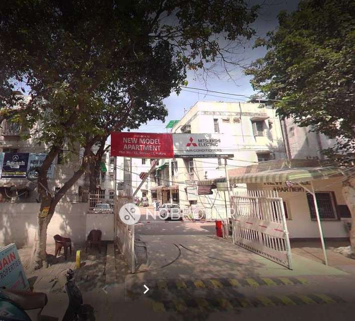 3 BHK Flat In Rani Bagh For Sale  In Pitampura