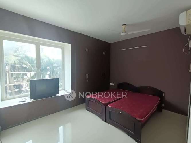 Tvh Taus, Egattur Egattur Rent WITHOUT BROKERAGE Semifurnished 3 BHK