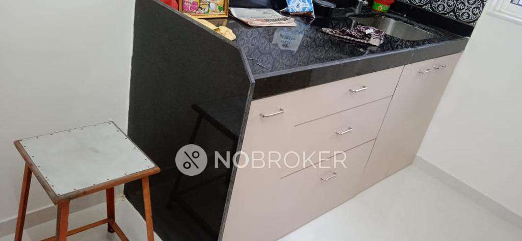 1 BHK Flat In Lodha Amara for Rent  In Thane