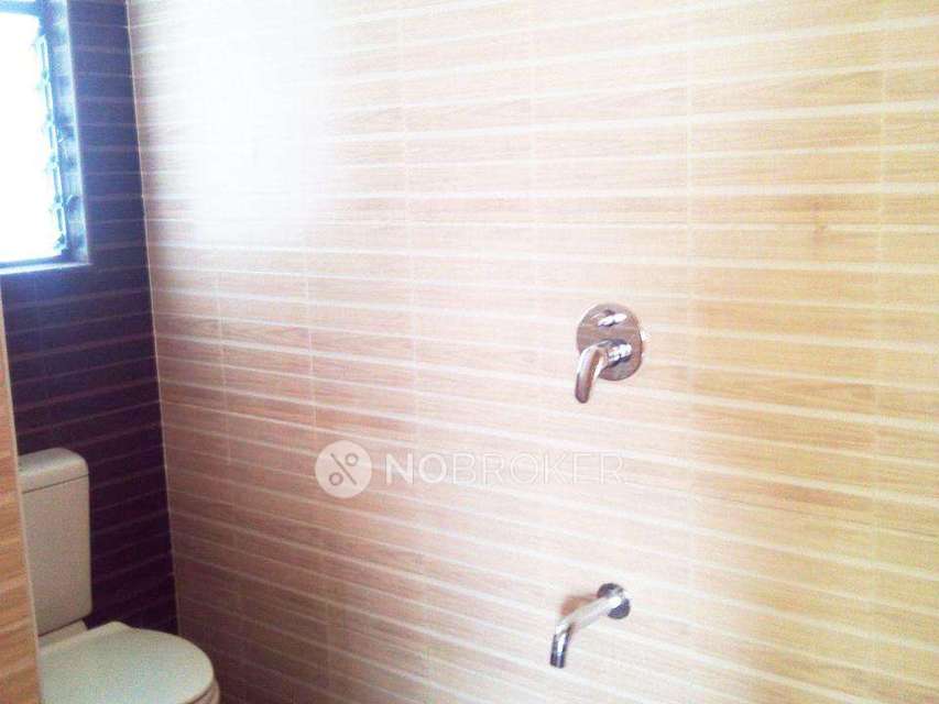 2 BHK Flat In Kumar Pebble Park For Sale  In Handewadi