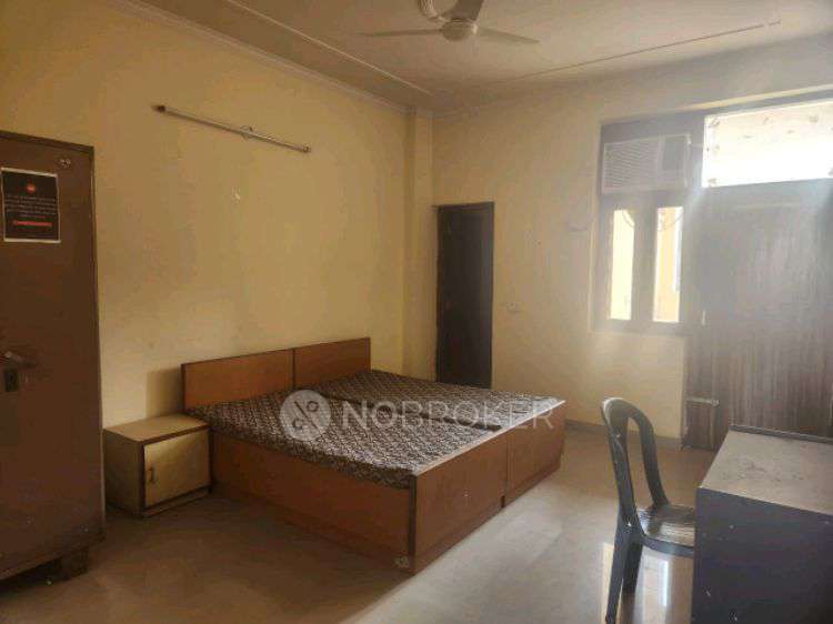 2 BHK Flat In Standalone Building  for Rent  In Old Dlf Colony, Sector 14