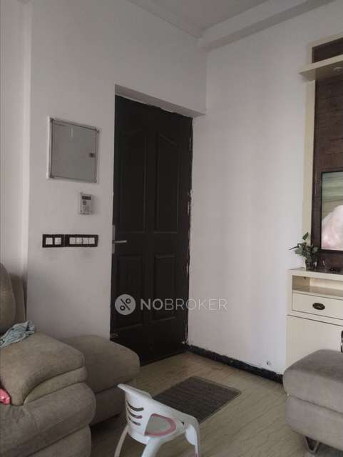2 BHK Flat In Mahagun Mantra For Sale  In Vaidpura