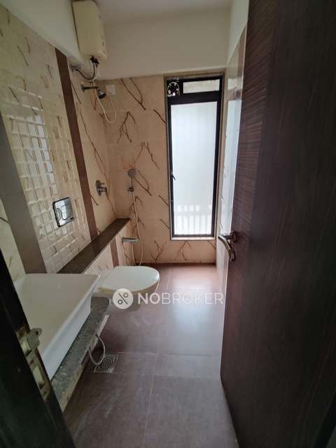 2 BHK Flat In Shri Ganesh Apartment  For Sale  In Goregaon West