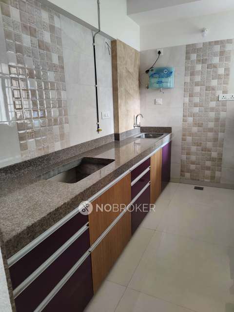 2 BHK Flat In Shri Ganesh Apartment  For Sale  In Goregaon West