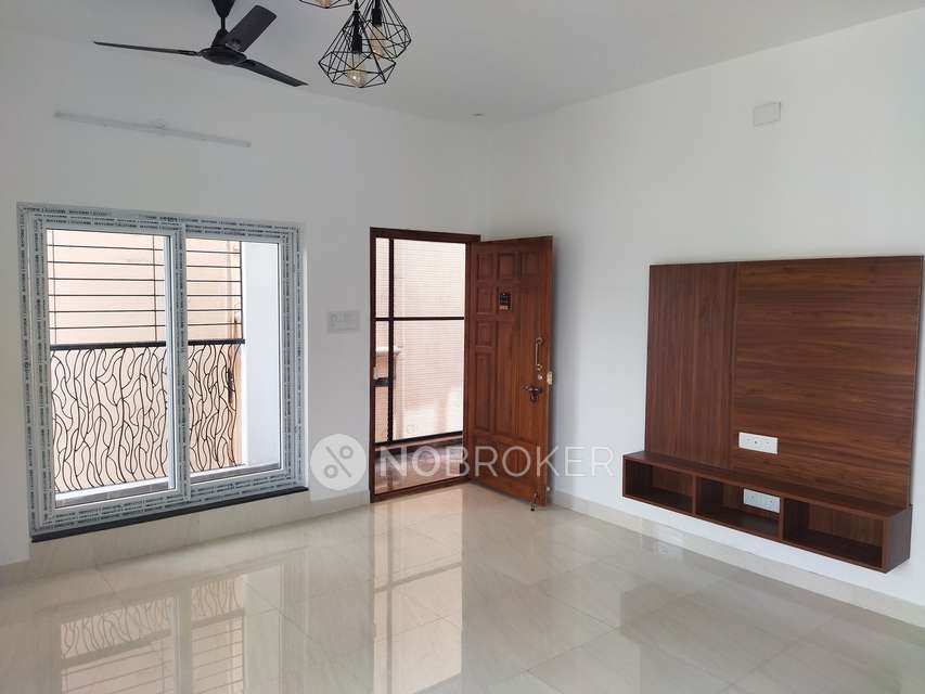 2 BHK Flat In Chitra Murthy for Rent  In  Hbr Layout