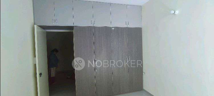 2 BHK Flat In Pyramid Urban 67a for Rent  In 67a, Badshahpur Sohna Road Highway