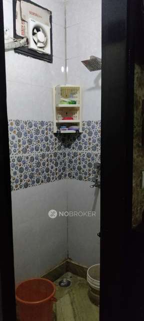 3 BHK Flat In Standalone Building  For Sale  In Uttam Nagar West