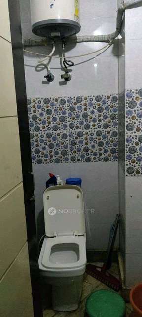 3 BHK Flat In Standalone Building  For Sale  In Uttam Nagar West