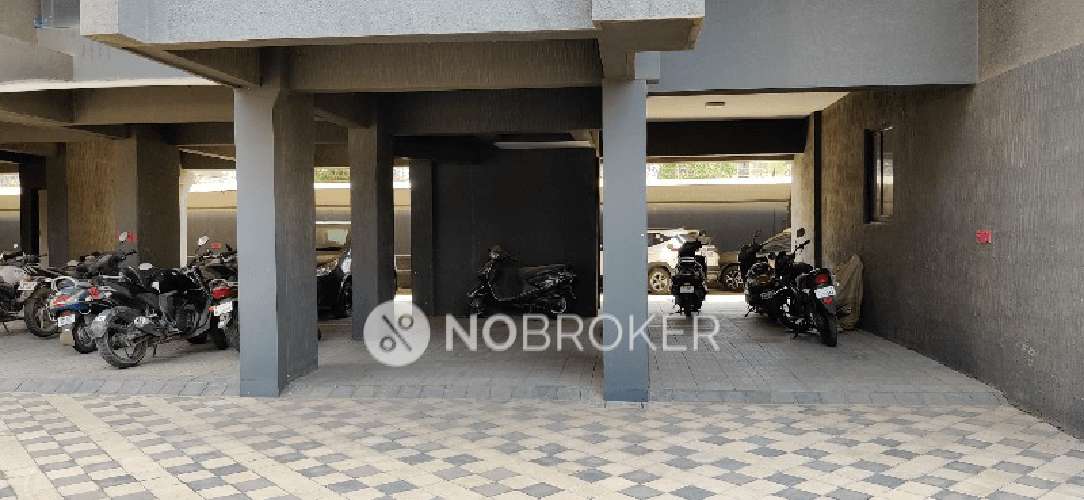 2 BHK Flat In Florida River Bank for Rent  In Mundhwa