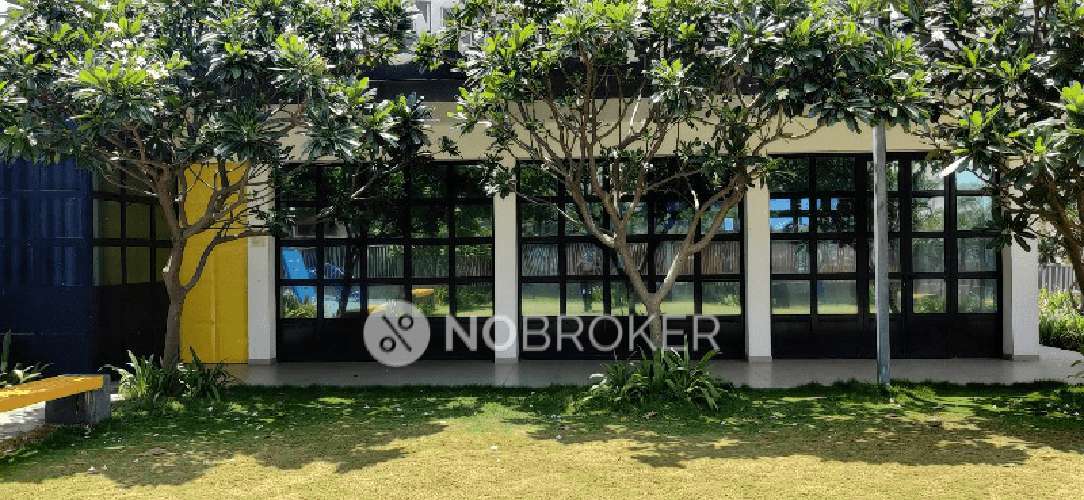 2 BHK Flat In Florida River Bank for Rent  In Mundhwa
