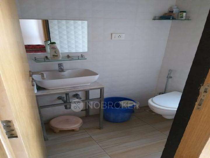 2 BHK Flat In Florida River Bank for Rent  In Mundhwa