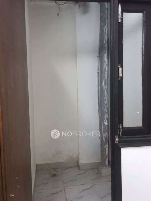 1 BHK Flat For Sale  In Govindpuri