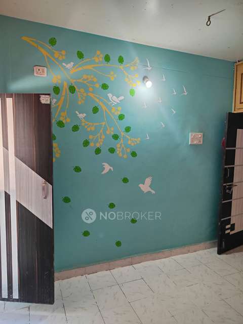 2 BHK Flat In Suryavamsi Apartment For Sale  In Tarnaka