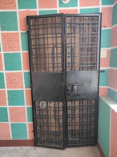 2 BHK Flat In Suryavamsi Apartment For Sale  In Tarnaka