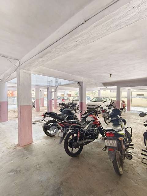 2 BHK Flat In Suryavamsi Apartment For Sale  In Tarnaka